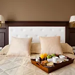 Achillion Palace 4* העיירה רתימנו