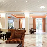 Achillion Palace מלון 4*