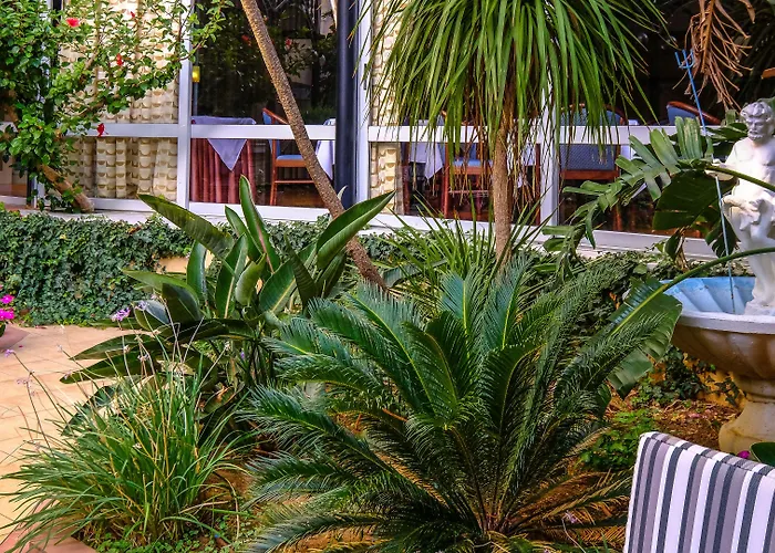 Achillion Palace 4* Rétino