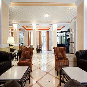 Achillion Palace Center ホテル レティムノ