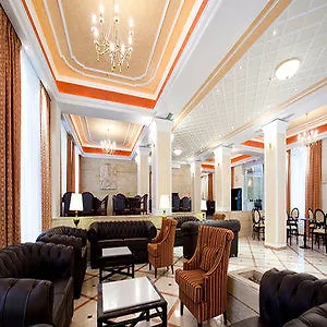 Achillion Palace Center ホテル
