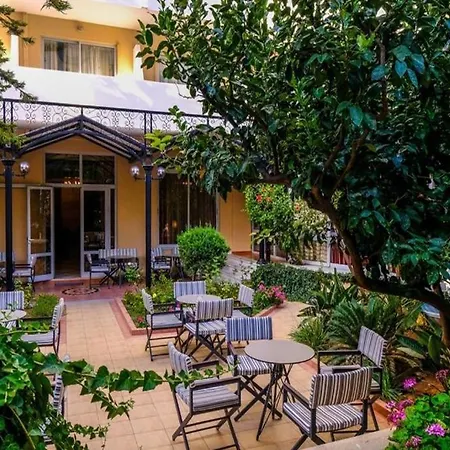 Готель Achillion Palace Ретимно (Крит)